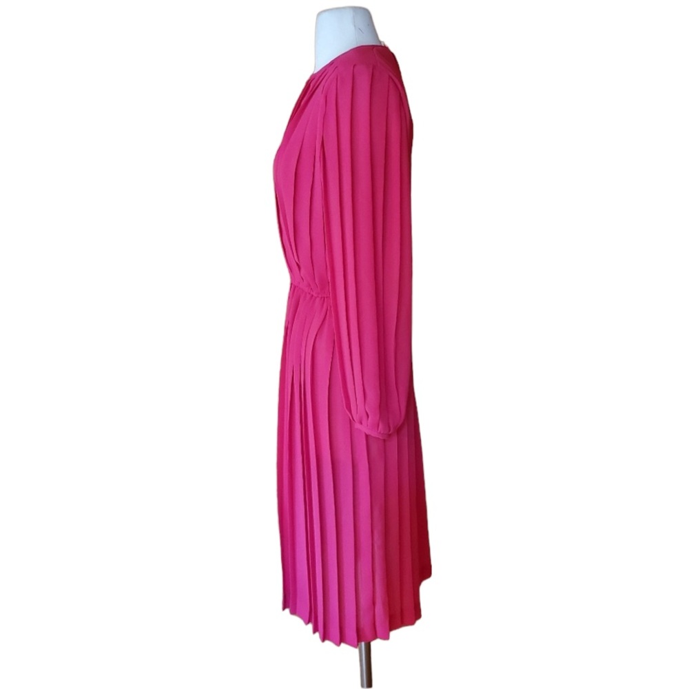 1980s Liz Petites Inc. Pleated Career Dress View 4